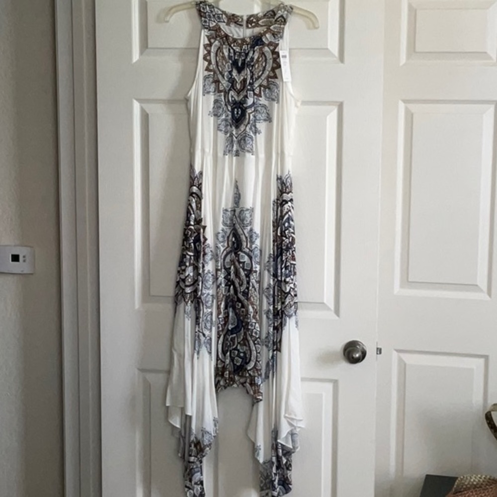Women’s Chicos asymmetrical dress size 0 + gold belt
